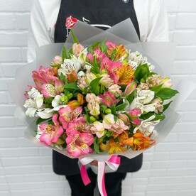 Альстромерии микс 15 шт в букете 50 см Q184