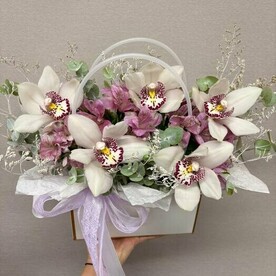 Композиция Орхидея Альстромерия