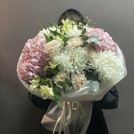 Букет Микс с гортензиями