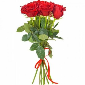 Букет из 7  красных роз 50 см