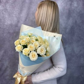 Букет из розы пион.Кустовой