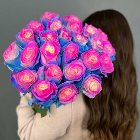 Букет из 25 радужных роз Эквадор