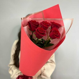 Букет из 5 красных роз Эквадор