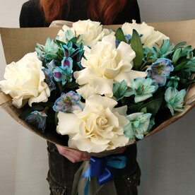 Букет цветов "Зефир в лазури"