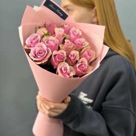 Моно букет из кенийских розочек 50см