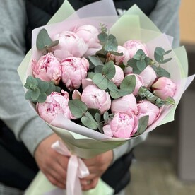 15 розовые пион