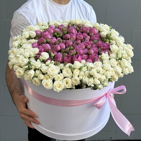 Кустовая Роза в большой коробке