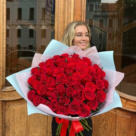 Букет 51 Красная Роза Ред Аваланж 60см.