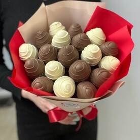 Букет из клубники "Два шоколада"