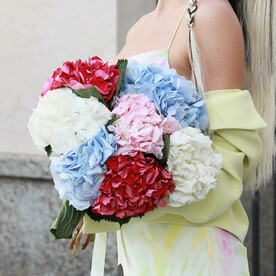 7 нежных гортензий