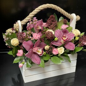 Композиция в ящичке с орхидеей "Разговор о любви"