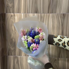 Букет из гиацинтов