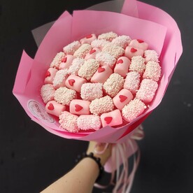 Букет розовый из маршмеллоу в шоколаде