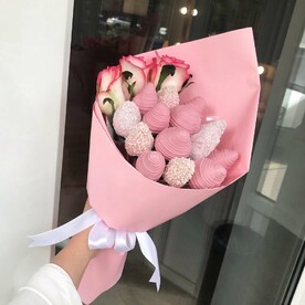 Барокко S, розы и клубника