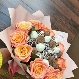 Сатурн М клубника  в шоколаде