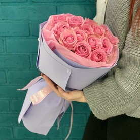 Букет из 15 розовых роз