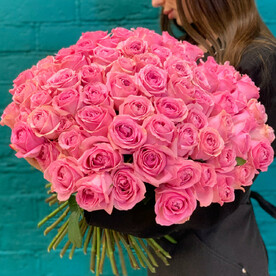 Букет из 75 розовых роз