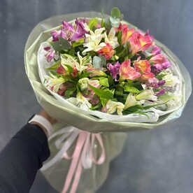 Микс альстромерий