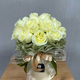 Коробка с розами