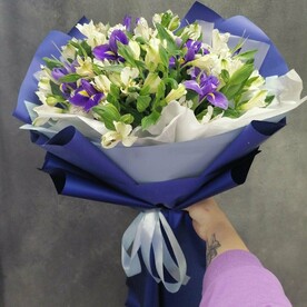 Млечный путь💗 Альстромерии и Ирисы