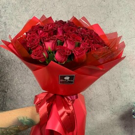 51 красная роза