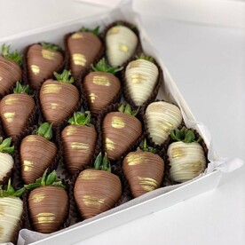 Клубника в шоколаде «Руссе» 12-16 ягод