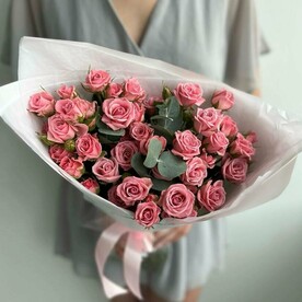 9 розовых кустовых роз (букет N 41)
