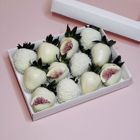 Набор клубники в шоколаде Эмили