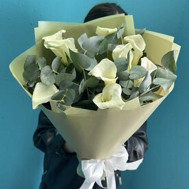 Белые каллы