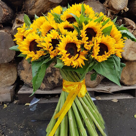 Букет из подсолнухов