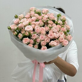 Кустовая роза