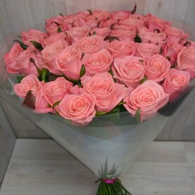 Букет из нежных роз