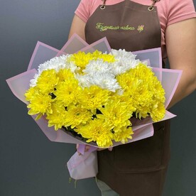 Букет из 7 кустовых хризантем