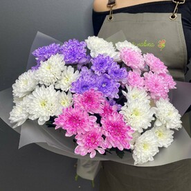 Букет из 7 кустовых хризантем