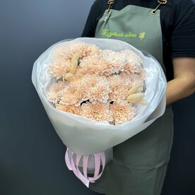 Букет из 3 кустовых хризантем