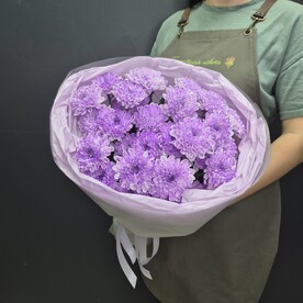 Букет из 5 сиреневых хризантем