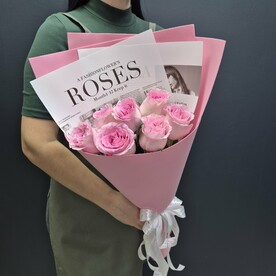Букет из 7 розовых роз