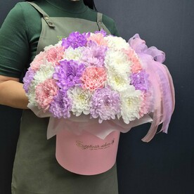 Коробка Нежная из кустовых хризантем