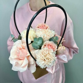 Сумка с цветами нежная