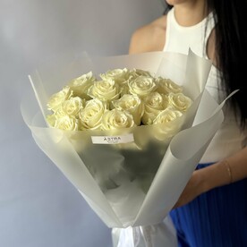 Монобукет из 15 кенийских роз