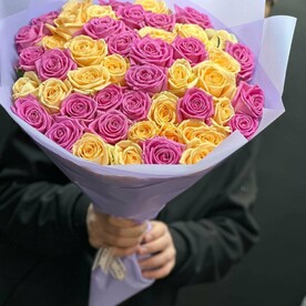 Букет 51 роза "Гармония Цветов"