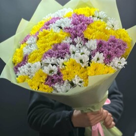 Букет из 29 микс хризантем