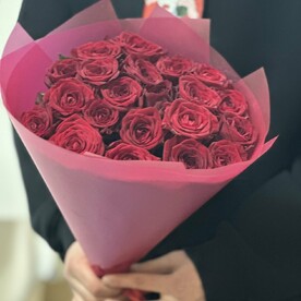 Букет из красных роз