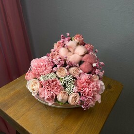 «Розовое сердце» с диантусом и хлопком. Цветы в форме сердца.