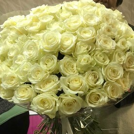 Букет моно Роза 101