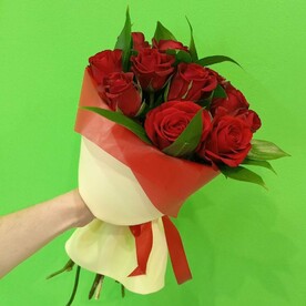 Букет красных роз