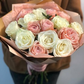 Шикарный букет роз