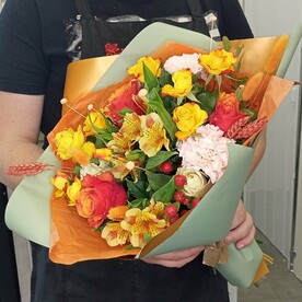 Букет с розами Богатый урожай