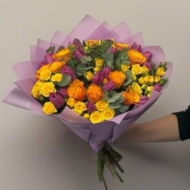 Букет цветов Фруктовый смузи 40 см 37 цветов