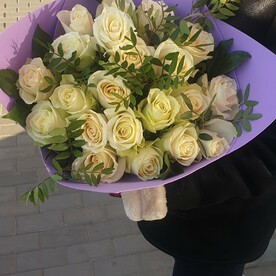 Букет белых роз